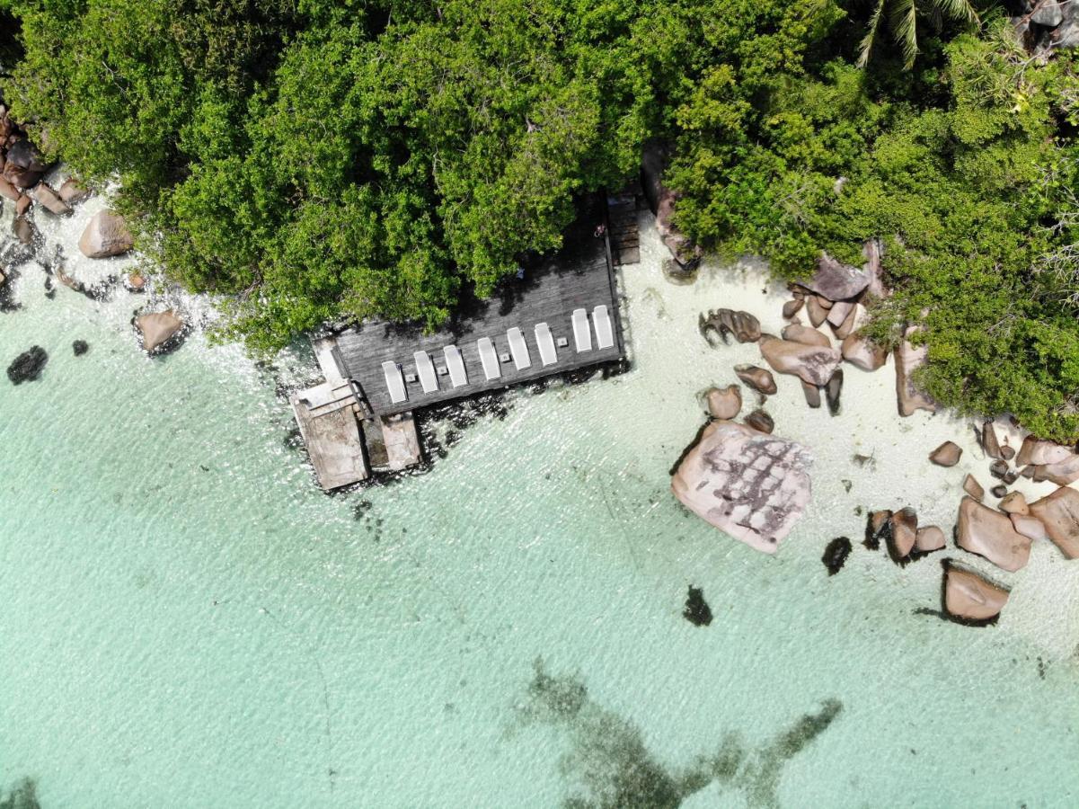 Chauve Souris Relais Hotel Anse Volbert Village Exterior foto